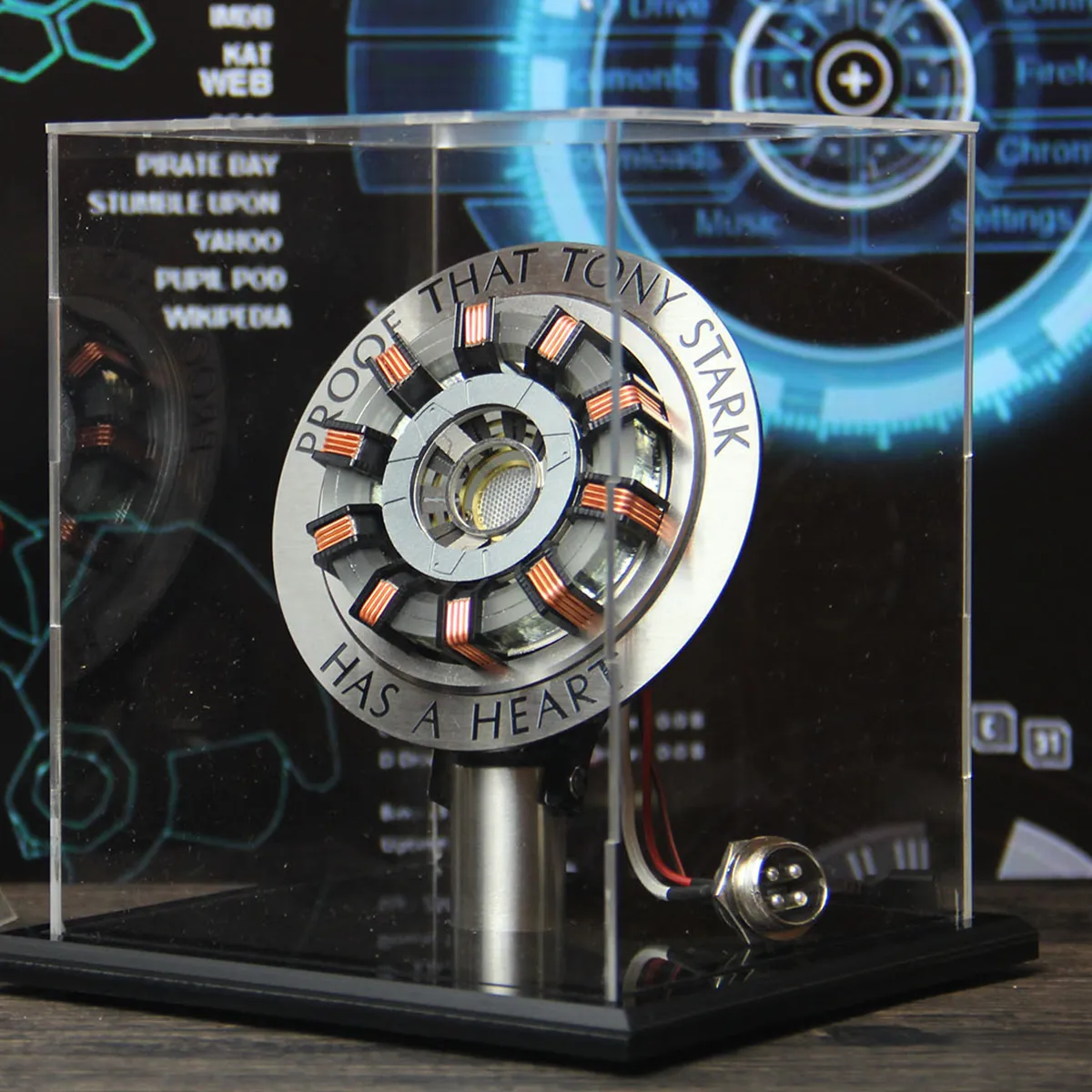 1:1 Aluminum Alloy Arc Reactor DIY Model MK2 Led Light Mark Chest Tony Heart Lamp Light DIY Model Science Toy 1:1 Aluminum Alloy Arc Reactor DIY Model MK2 Led Light Mark Chest Tony Heart Lamp Light DIY Model Science Toy