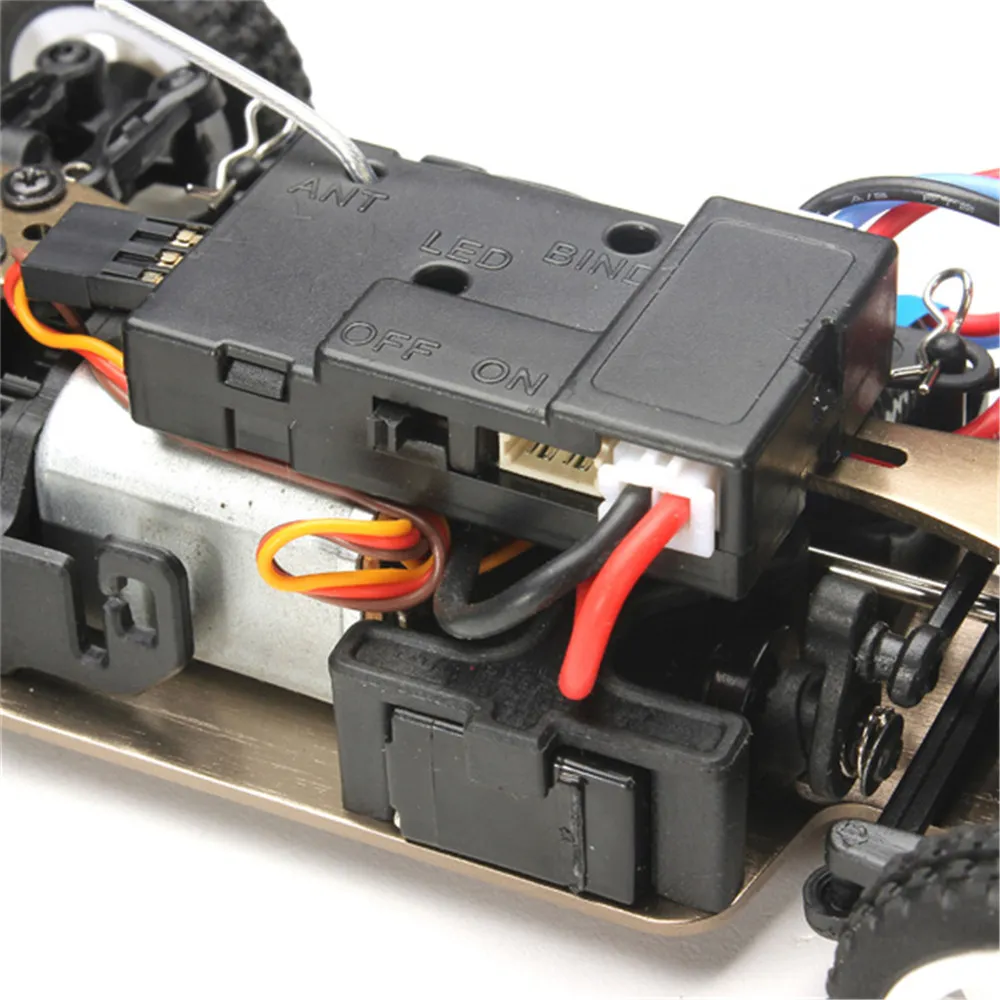 Wltoys K989 2 Battery 1/28 2.4G 4WD Brushed RC Car Alloy Chassis Vehicles RTR Model