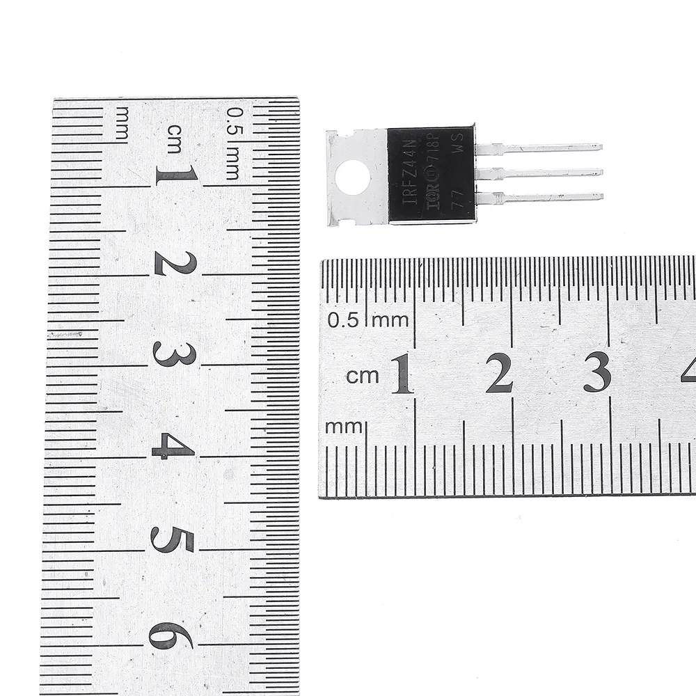 1 pz IRFZ44N Transistor N-Channel International Rectifier Power MOSFET 1 pz IRFZ44N Transistor N-Channel International Rectifier Power MOSFET