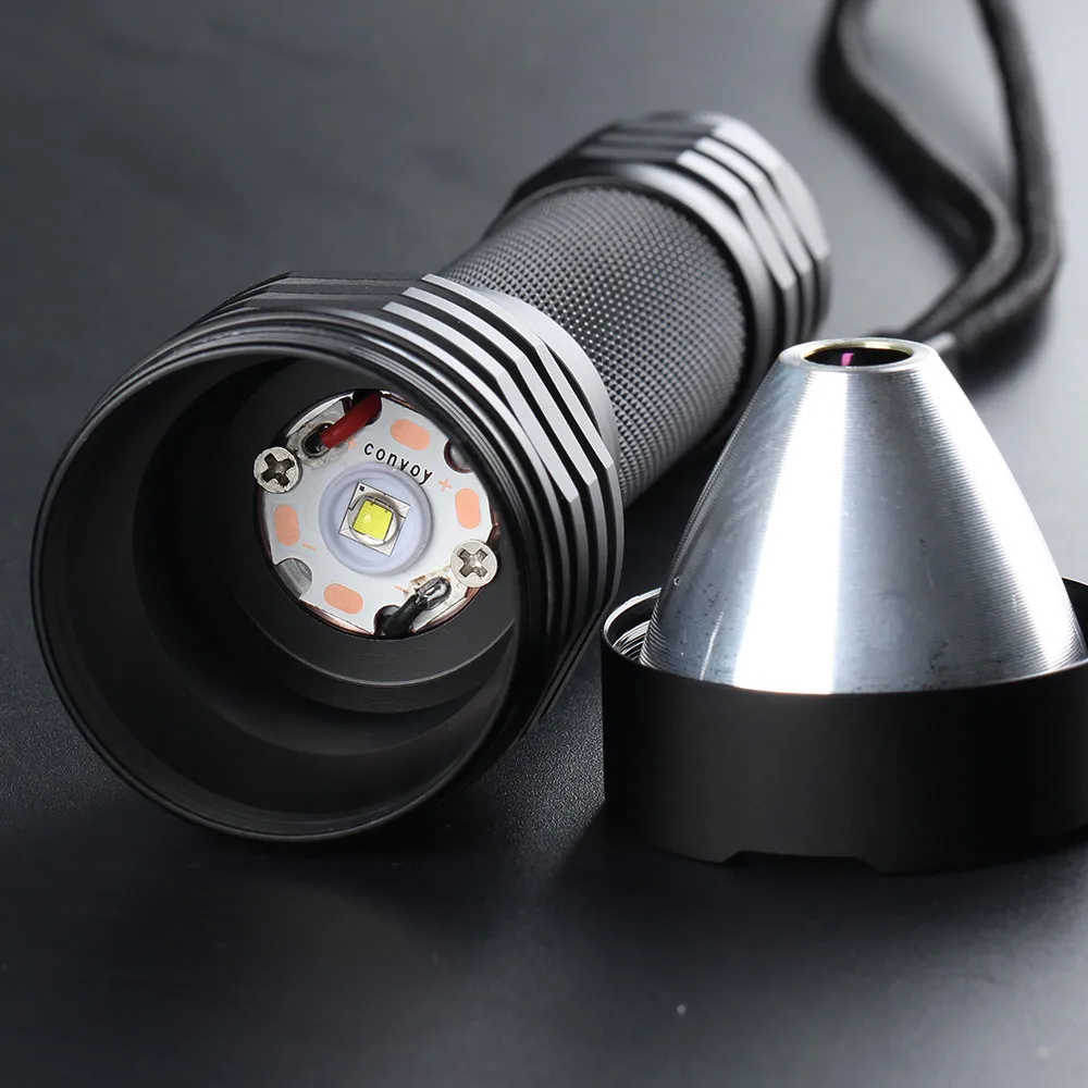 Convoy M21A SST40 2300lm 6500K 21700 18650 Flashlight White Tint LED Torch Convoy M21A SST40 2300lm 6500K 21700 18650 Flashlight White Tint LED Torch