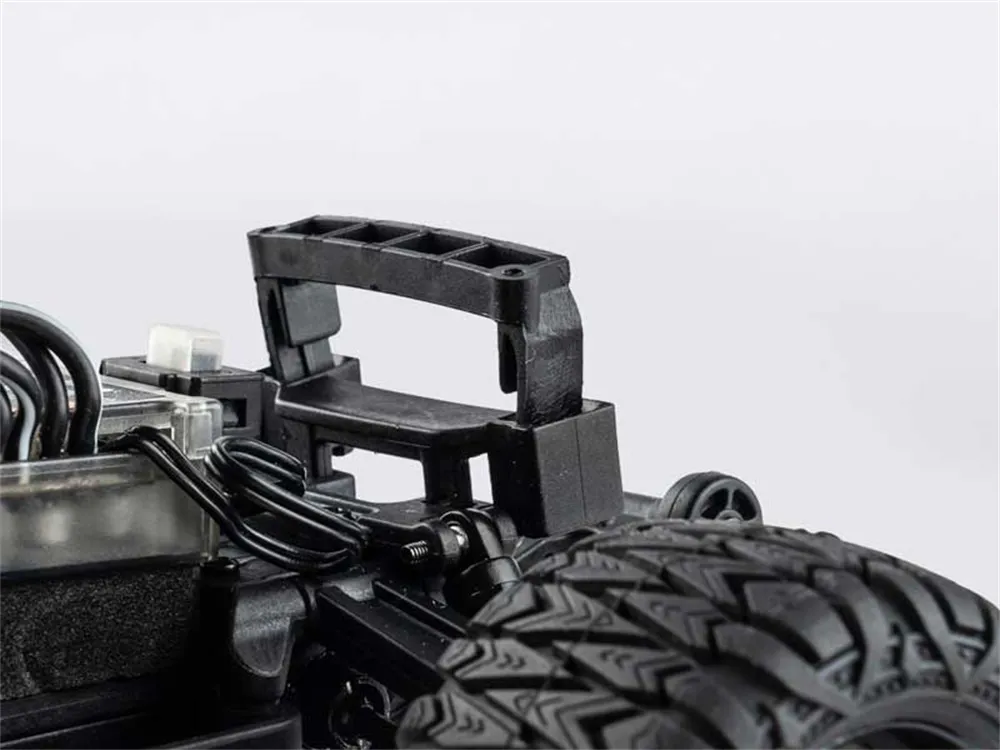 FMS 12421 FMT24 for Chevrolet RTR 1/24 2.4G 4WD RC Car Monster Truck Two Speed Off-Road Climbing Vehicles Models Toys FMS 12421 FMT24 for Chevrolet RTR 1/24 2.4G 4WD RC Car Monster Truck Two Speed Off-Road Climbing Vehicles Models Toys