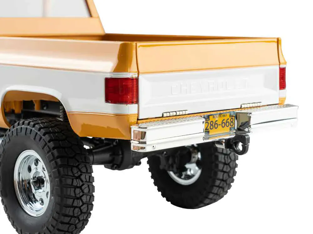 FMS FCX18 Chevrolet K10 RTR 1/18 2.4G 4WD RC Car Rock Crawler Two Speed LED Light Pickup Off Road Climbing Truck Vehicles Models Remote Control Toys