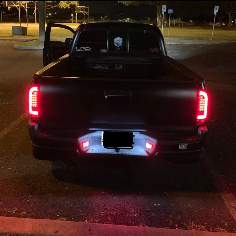 2Pcs LED Car License Plate Lights Lamp Assembly Replacement For Toyota Tacoma 2005-2015 For Tundra 2000-2013