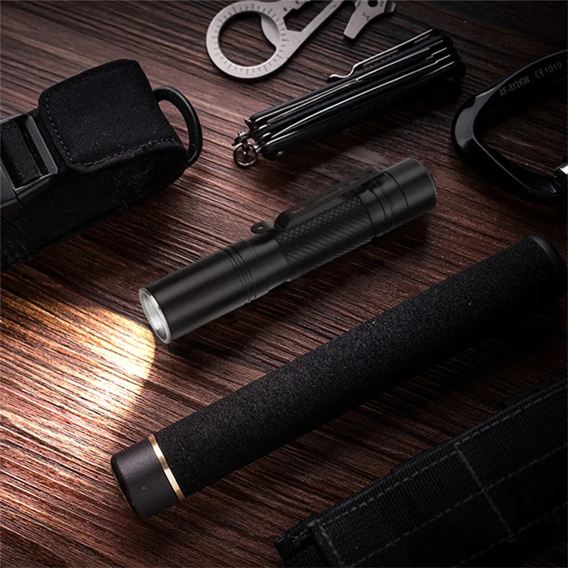 SEEKNITE RJ13 500LM Mini Powerful LED Keychain Flahslight With 14500 Battery Portable Penlight Pocket Lamp Strong Light Handy Lanterna for Camping Outdoor Activities