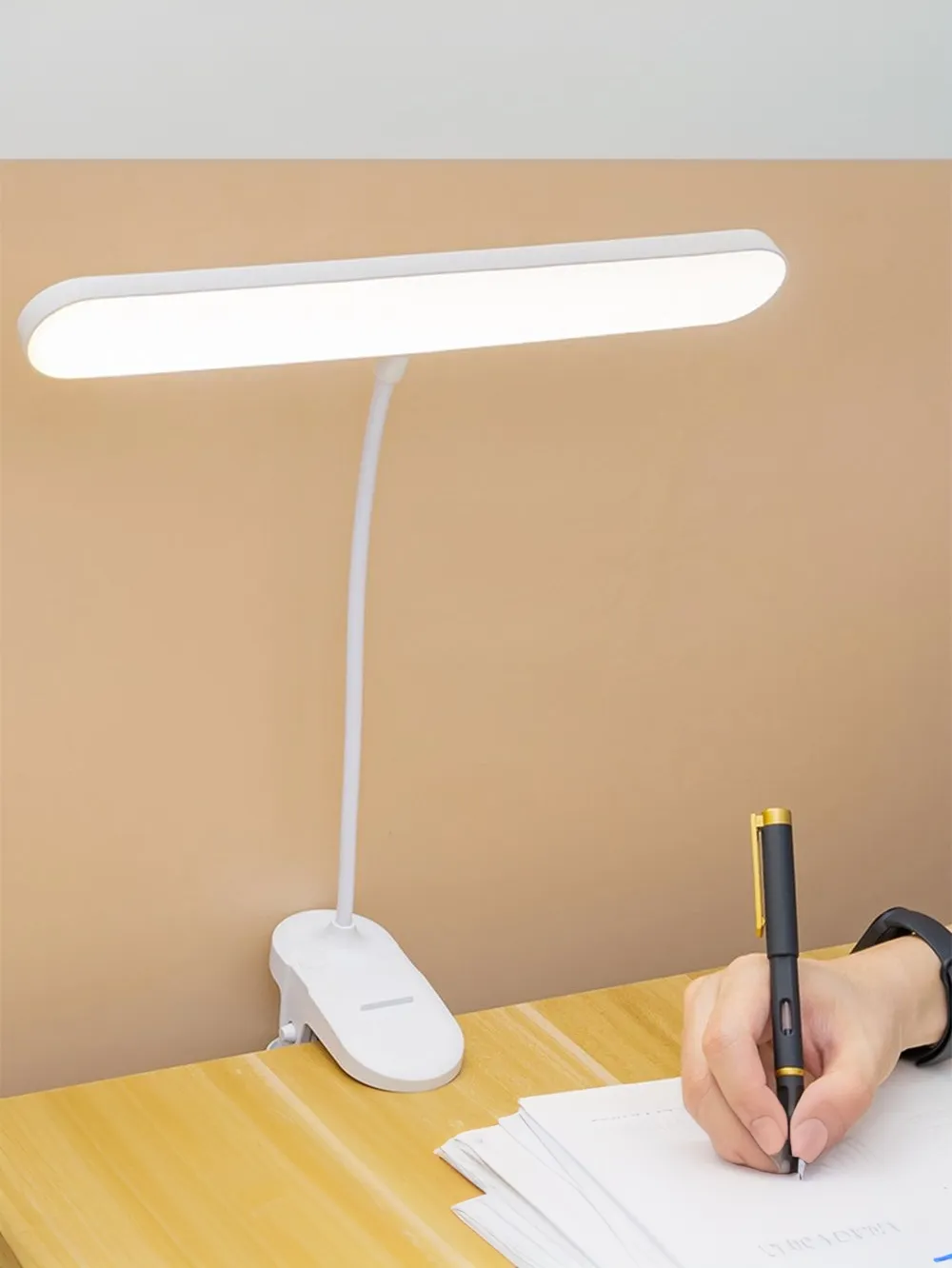 LED Clip-On Desk Lamp 4000mAh Battery Rechargeable 3 Color Temperatures Dimmable Flexible Gooseneck USB Powered