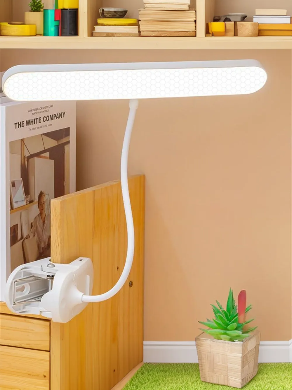 LED Clip-On Desk Lamp 4000mAh Battery Rechargeable 3 Color Temperatures Dimmable Flexible Gooseneck USB Powered