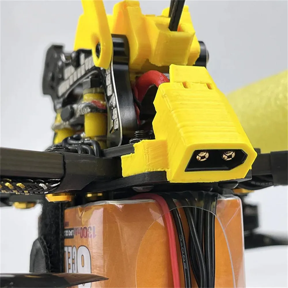 DarwinFPV HULK Ⅱ Analog / O4 Pro 227mm 6S 5 Inch Waterproof RC FPV Racing Drone BNF with 2307.5 Brushless Motor DarwinFPV HULK Ⅱ Analog / O4 Pro 227mm 6S 5 Inch Waterproof RC FPV Racing Drone BNF with 2307.5 Brushless Motor