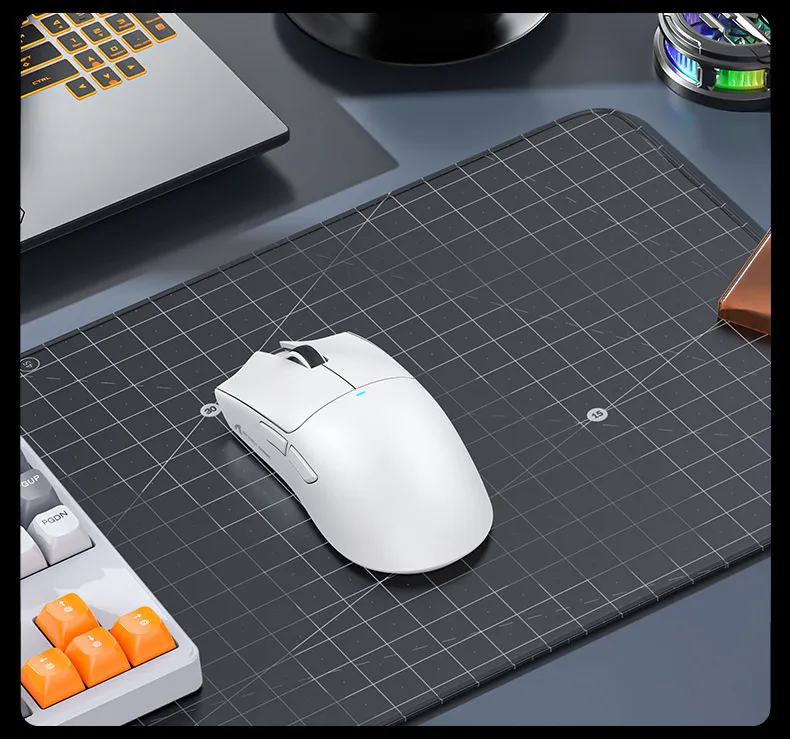 Attack Shark X11SE Three-mode Gaming Mouse 2.4G/bluetooth/Type-C PAW3311 Mouse 22000DPI 63g Lightweight Gamer Mice Attack Shark X11SE Three-mode Gaming Mouse 2.4G/bluetooth/Type-C PAW3311 Mouse 22000DPI 63g Lightweight Gamer Mice
