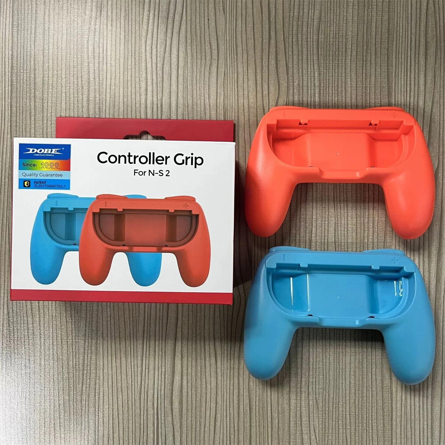 DOBE TNS-3162 Comfort Fit Grip for Switch Controllers Ergonomic Design Handle Accessories