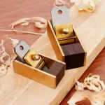 Mini Brass Hand Planer High Carbon Steel Blade Ebony Hardwood Compact Design for Woodworking Fine Chamfering Instrument Crafting