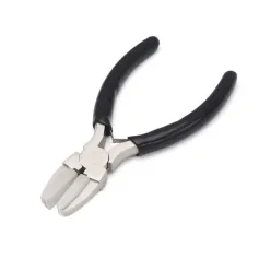 Nylon Jaw Pliers Jewelry Making Tools Anti-slip Grip High Carbon Steel 6.50 cm Length 13.50 cm Width Perfect for Wire Shaping