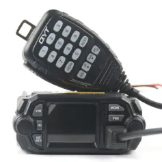 QYT KT-8900D 25W radiopuhelin kaksoiskaistainen VHF/UHF 136-174/400-480MHz Quad Car Mini Mobile Radio
