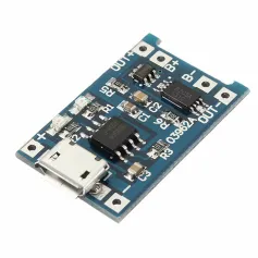 3 پارچەی USB لیتیۆمی پاتری مۆدیول لەگەڵ تەختەی یەکخستنی بارگاویکردن و پاراستن